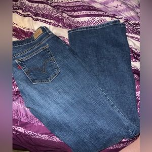 LEVIS Women’s Boot Cut 515 Jeans. Size 12 short